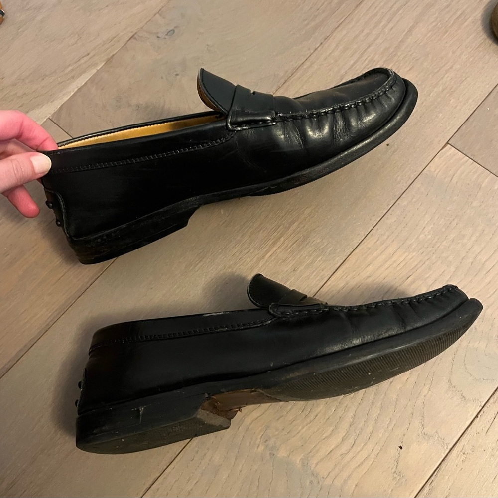 Tods loafers. Mens 7.5 or women’s 10